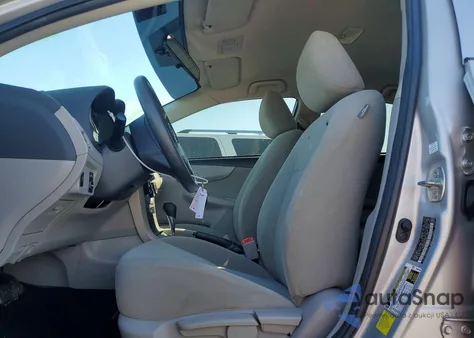 2013 Toyota Corolla Base из США, поврежденный, VIN 2T1BU4EE5DC925653